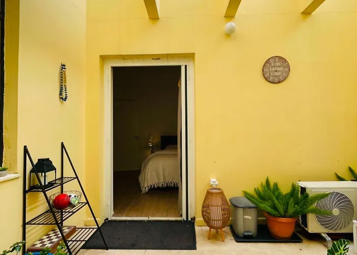 Penthouse Wt Private Patio 1St Floor 3 Rooms 65Sqm