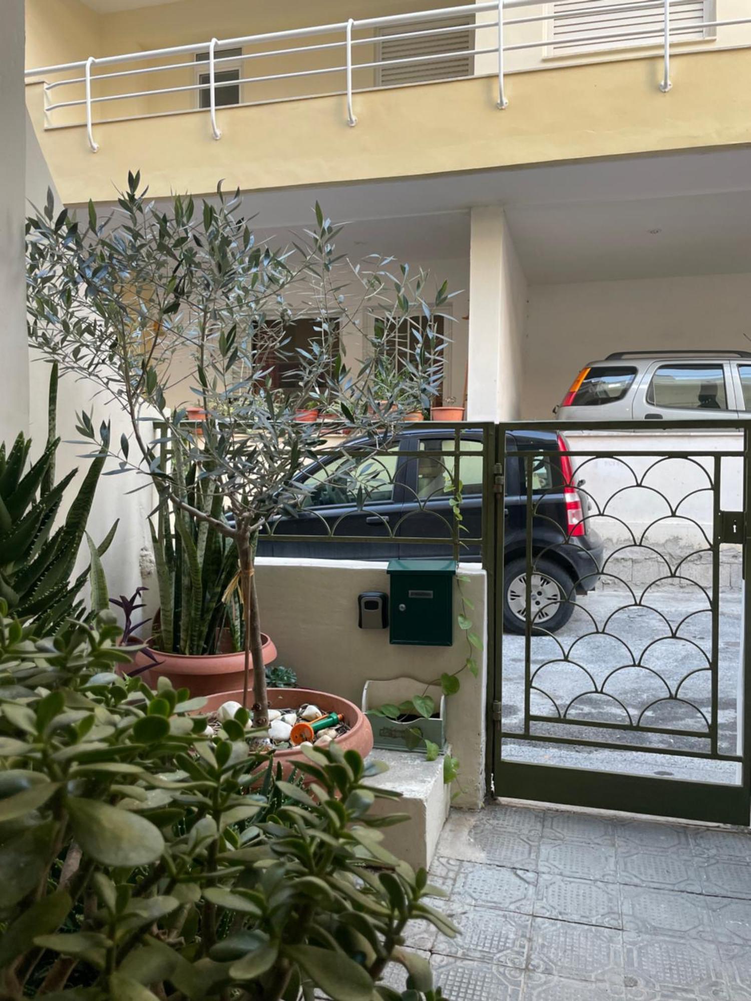 Penthouse Wt Private Patio 1st Floor 3 65sqm Appartement