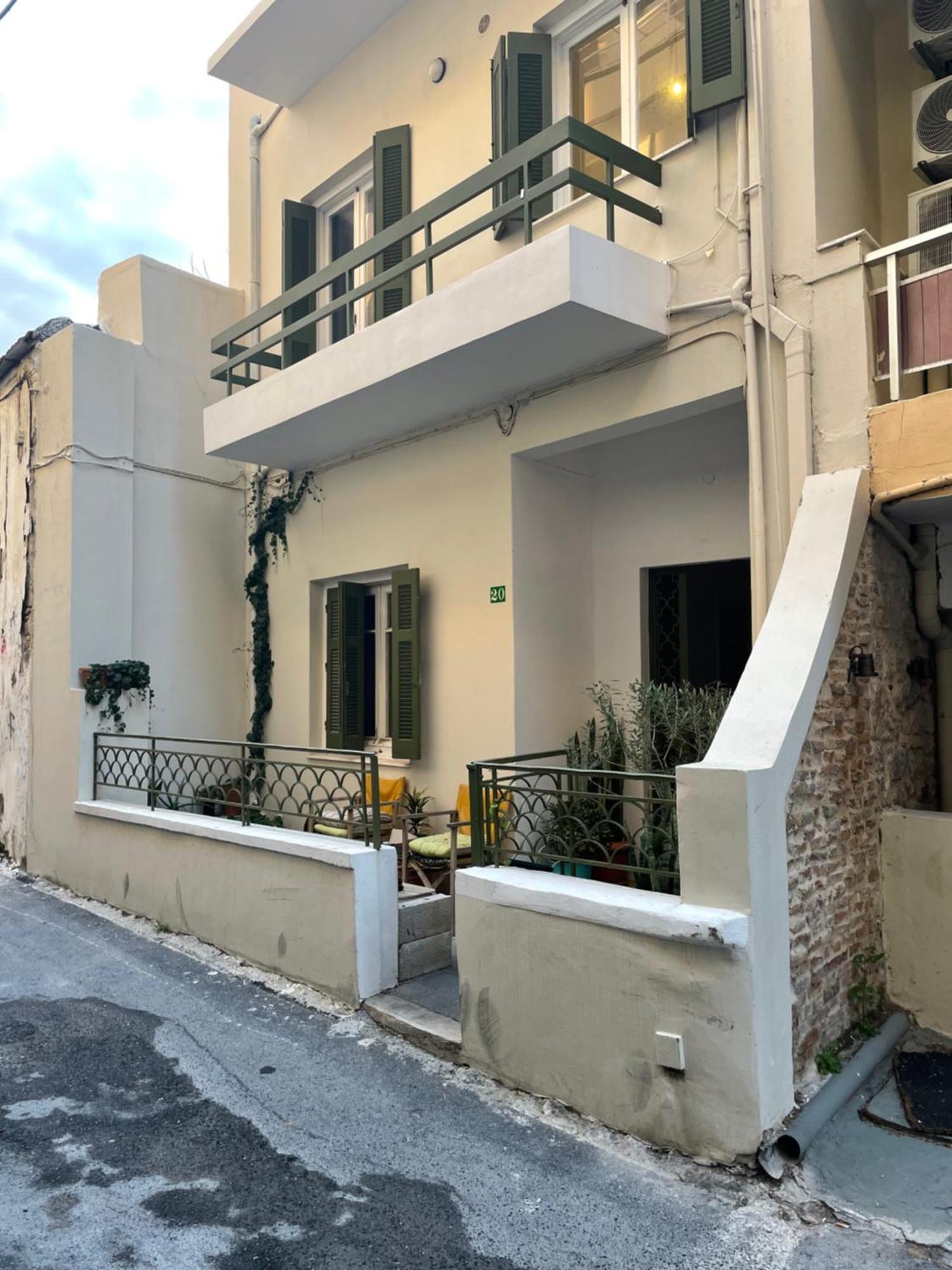 Appartement Penthouse Wt Private Patio 1st Floor 3 65sqm Héraklion