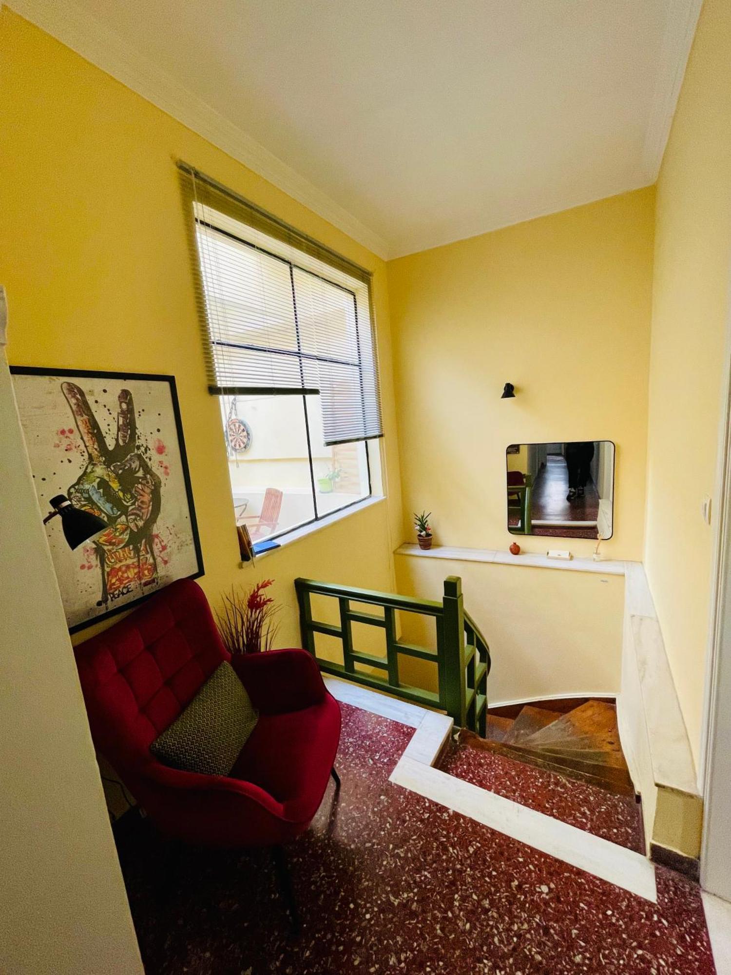 Penthouse Wt Private Patio 1st Floor 3 65sqm