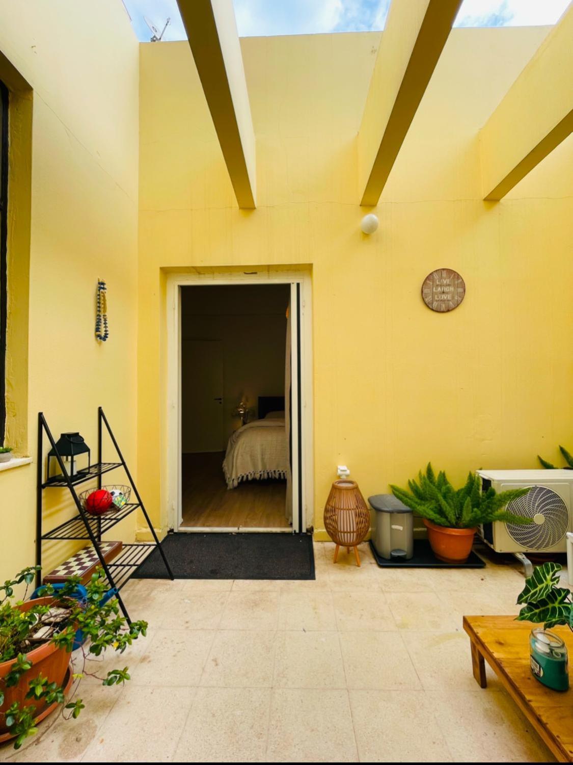 Penthouse Wt Private Patio 1st Floor 3 65sqm * Héraklion